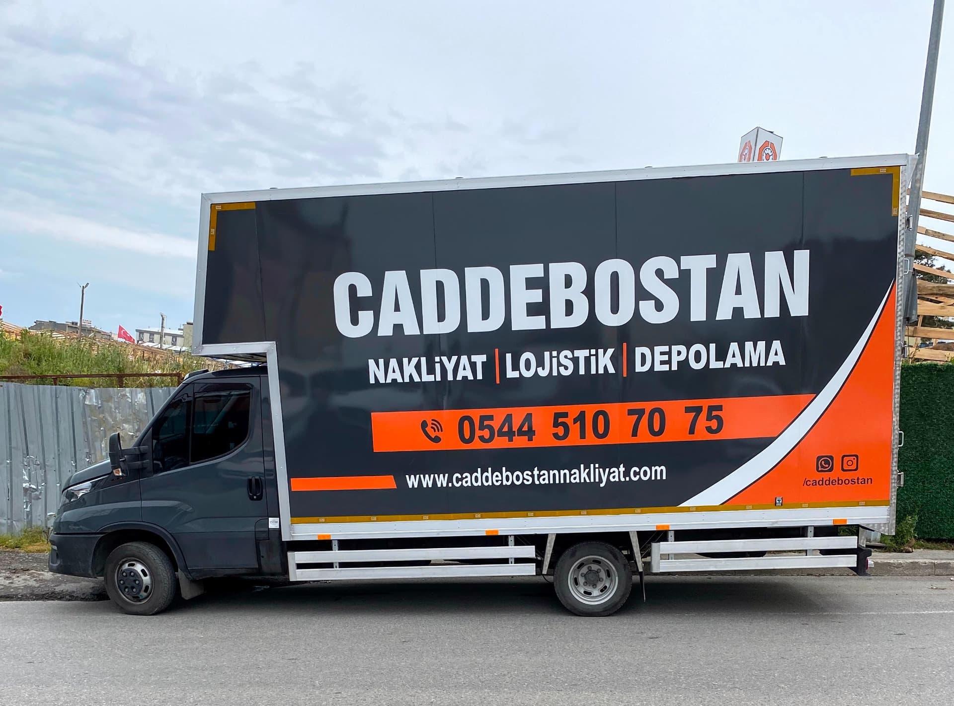 Caddebostan Nakliyat kamyonu